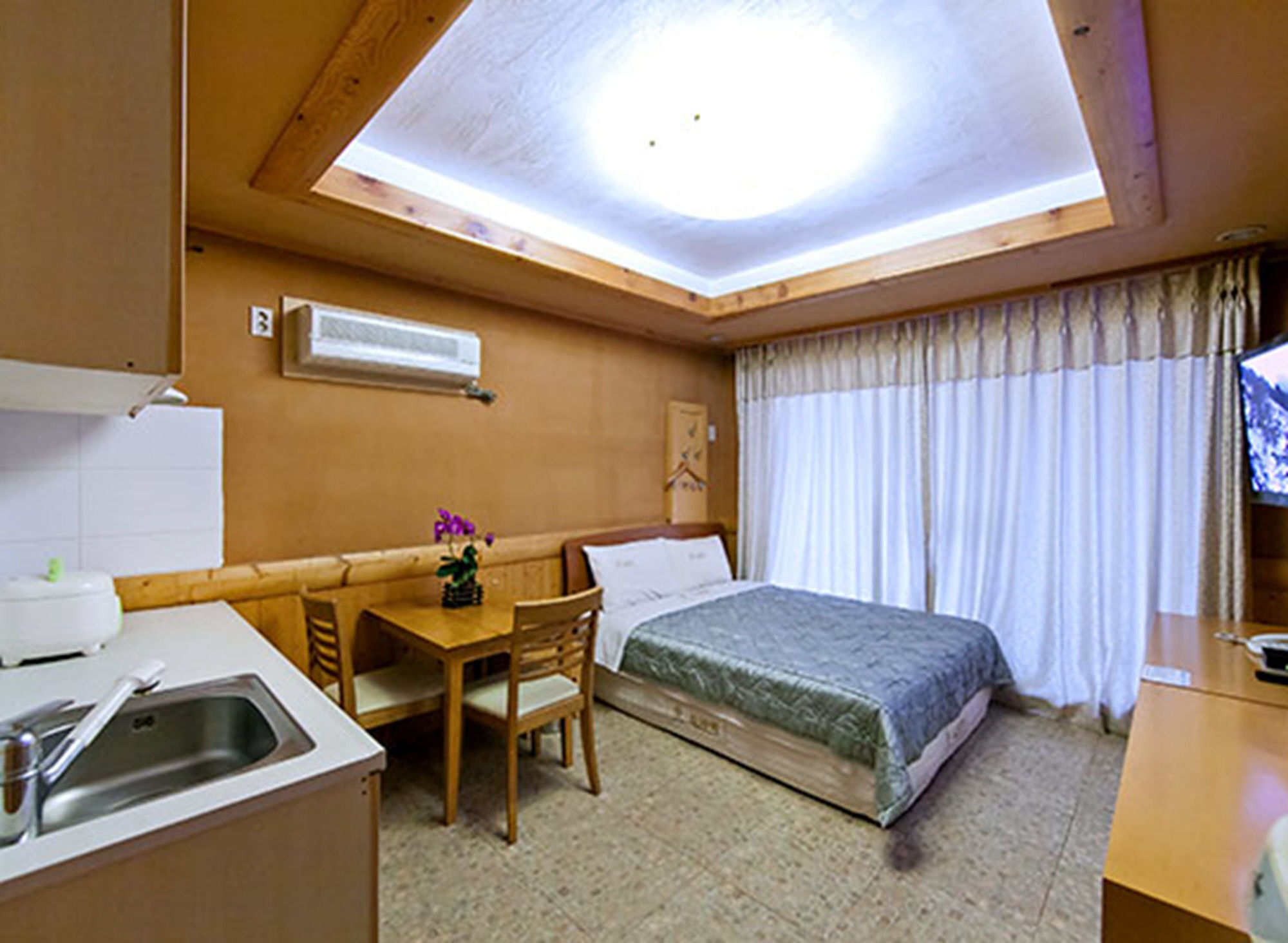Drama Motel ボリョン エクステリア 写真